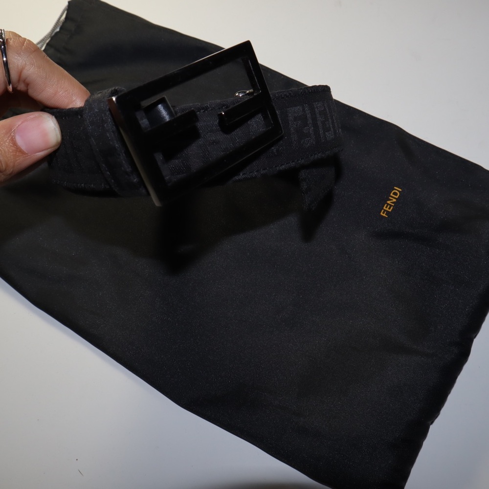 Size 28 | 70 Black Fendi Belt